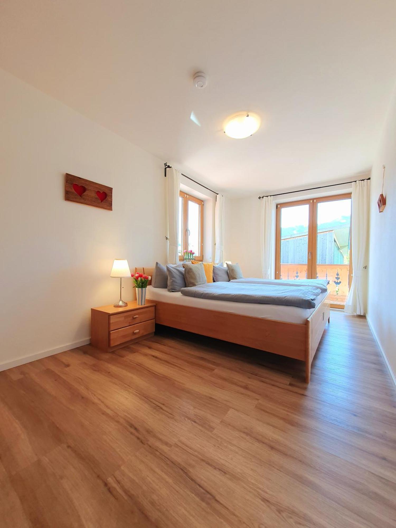 Ferienwohnung Wetterstein การ์มิช-พาร์เทนเคียร์เชน ภายนอก รูปภาพ