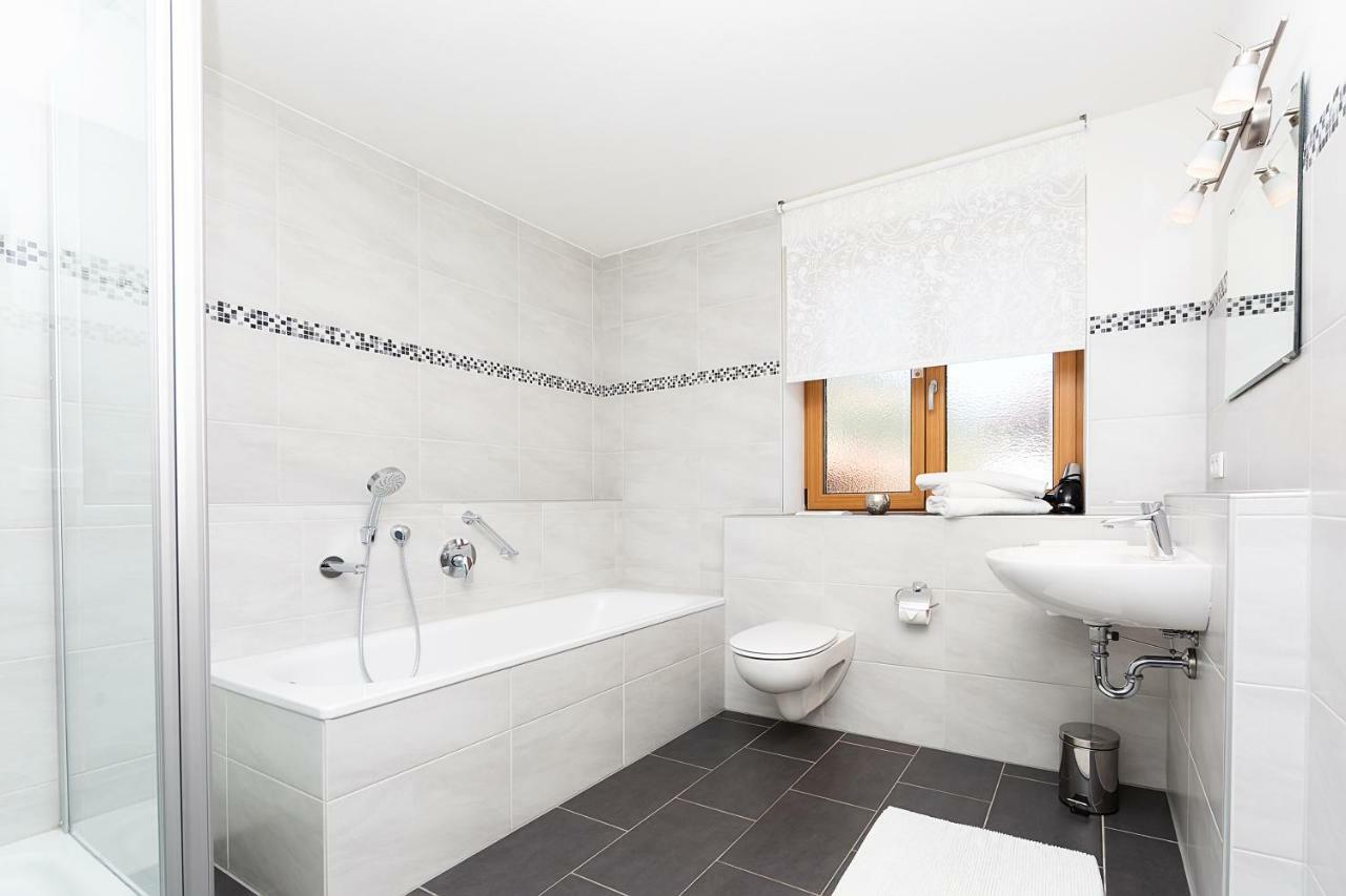 Ferienwohnung Wetterstein การ์มิช-พาร์เทนเคียร์เชน ภายนอก รูปภาพ
